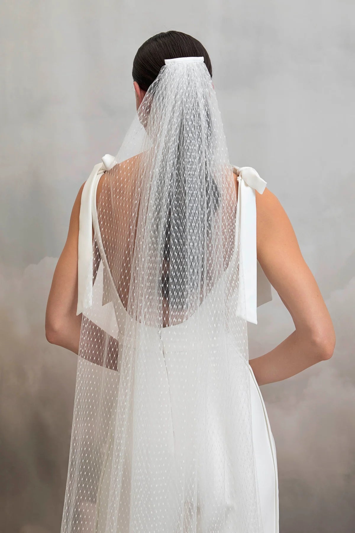 ADALIA VEIL