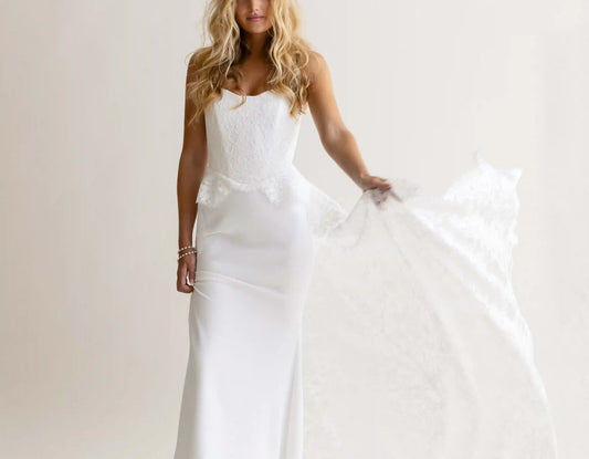 Anais Anette Trunk Show
