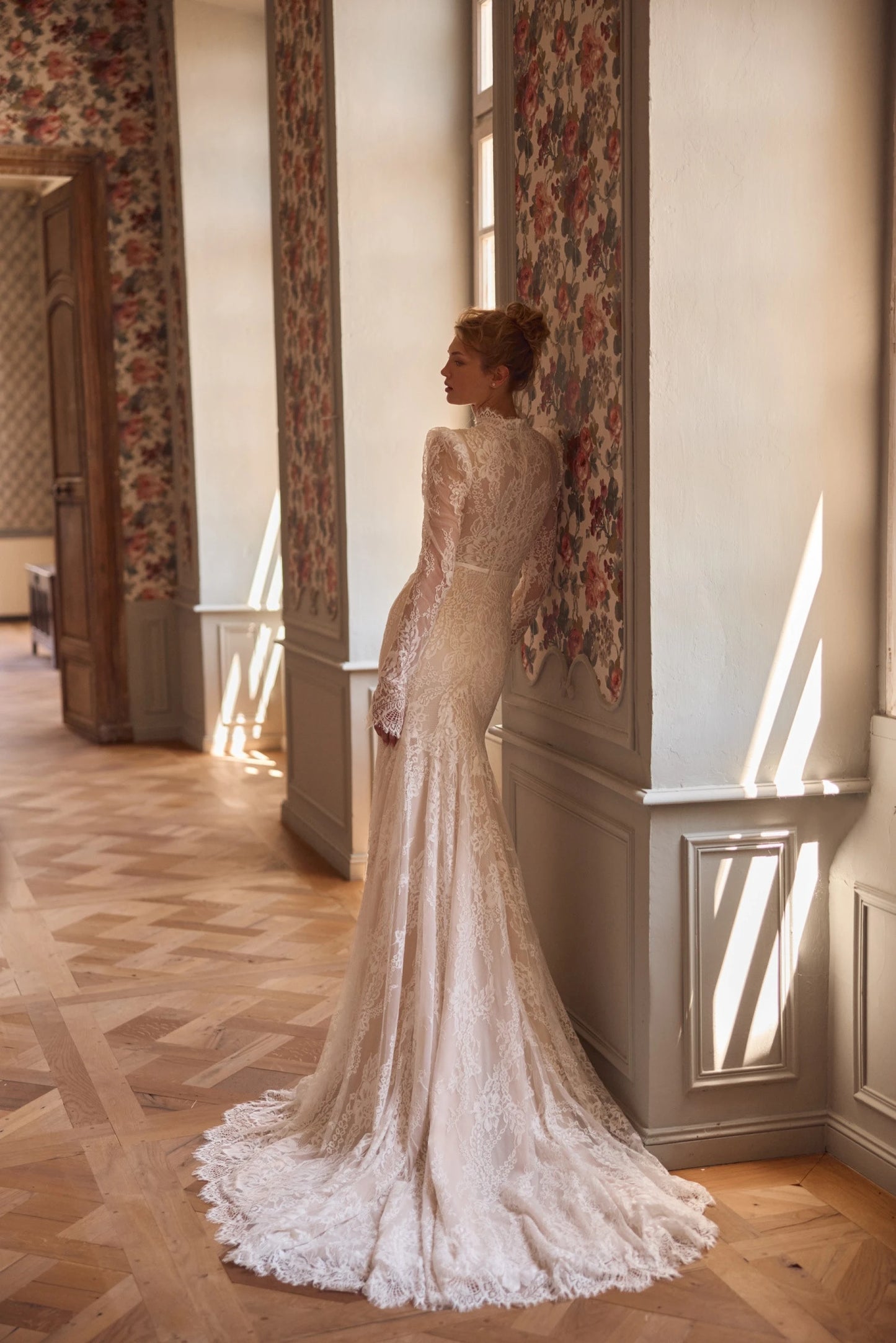 ANEMONA GOWN