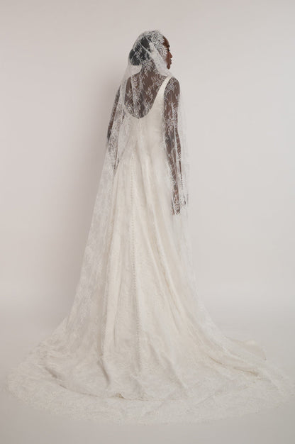 MILLIE VEIL