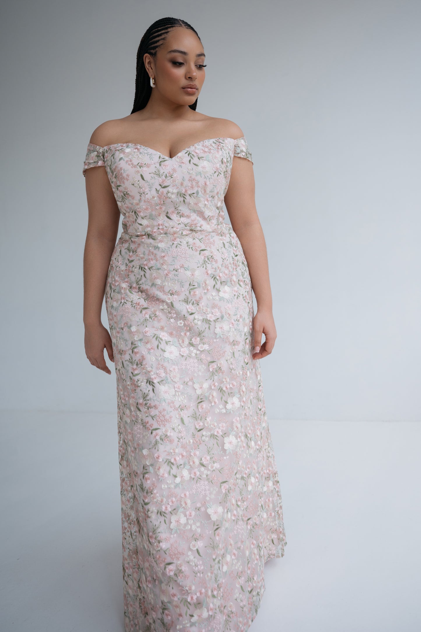 REINA OPHELIA EMBROIDERY