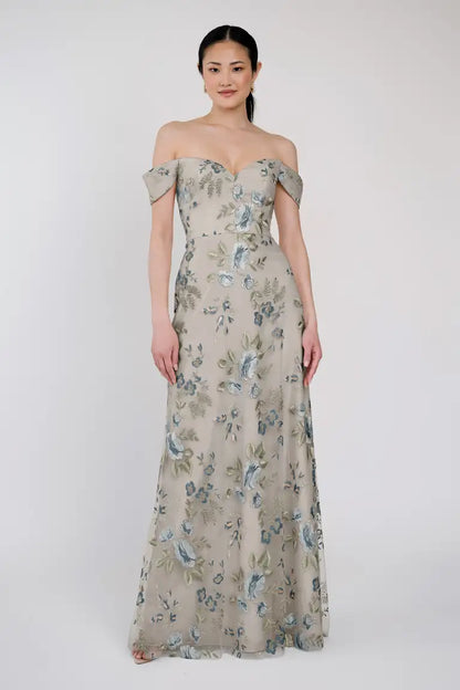Reina enchanted embroidery