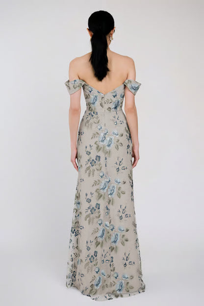 Reina enchanted embroidery